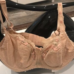 Bra by Fantasie 32DD Nude color
